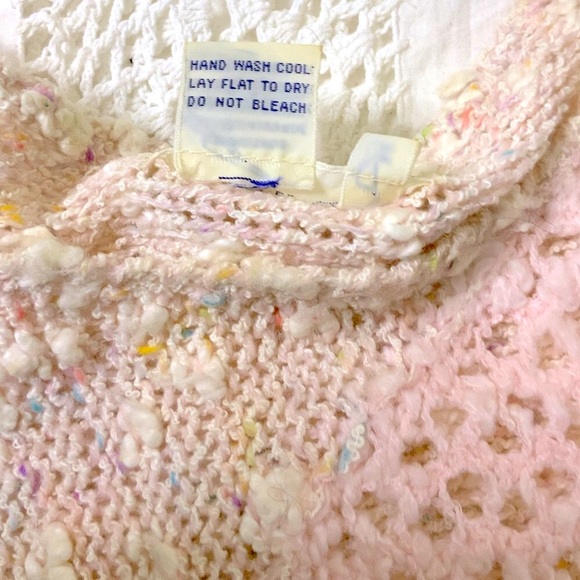 VINTAGE '80s Pretty Pastel Sweater - Picture 10 of 10